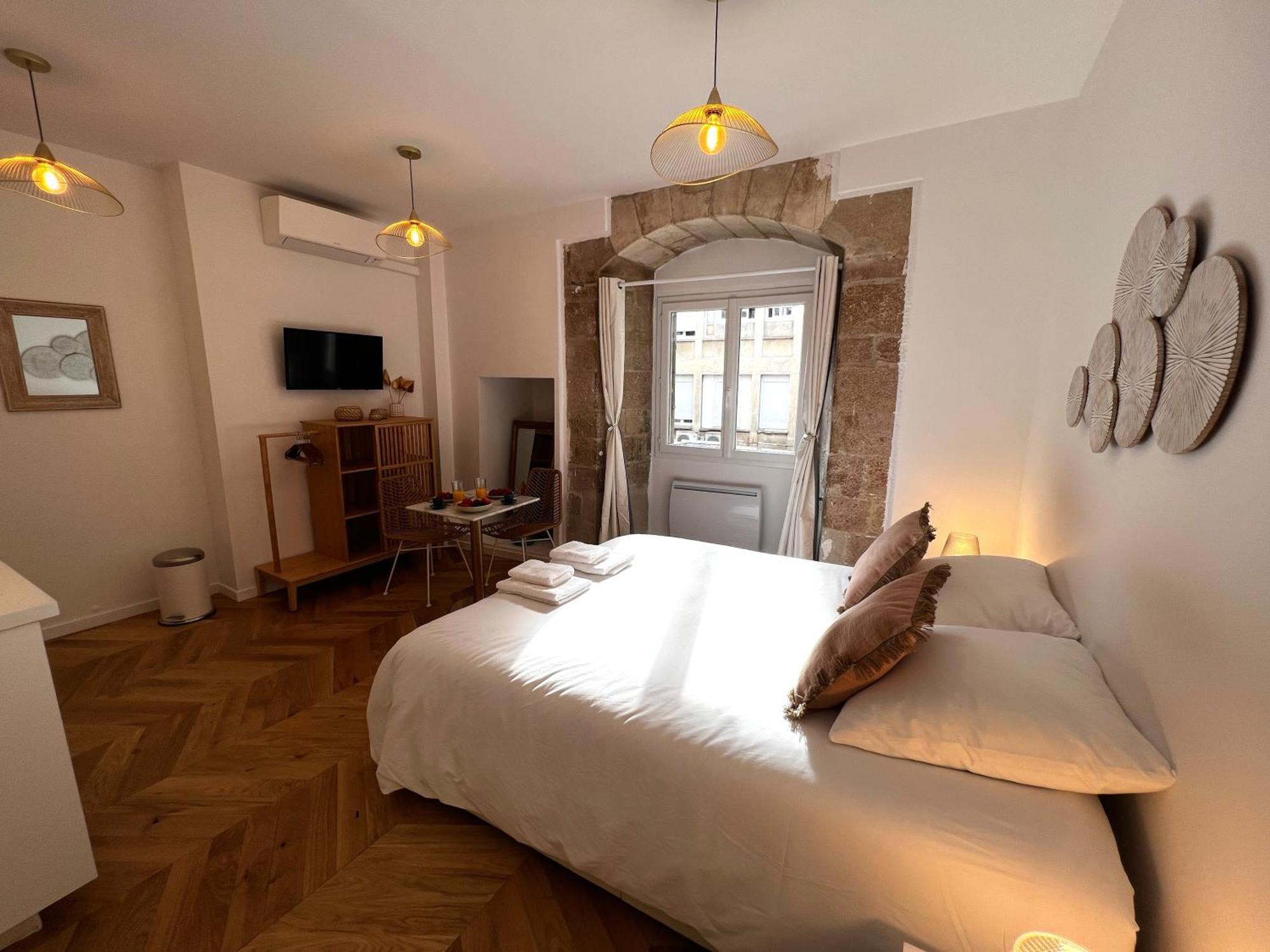 Le Comte - Heart Of Dijon - With Ac Apartment Luaran gambar